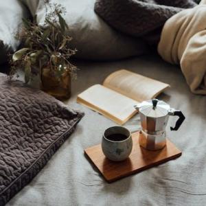 Tips for Creating a Cozy Reading Nook in Your Bedroom