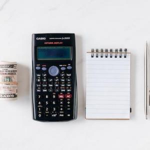 Strategies for creating a realistic budget and tracking expenses