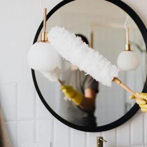 DIY Cleaning Solutions and Hacks for a Sparkling Home