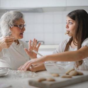 Intergenerational Learning: Bridging Wisdom Across Family Ages